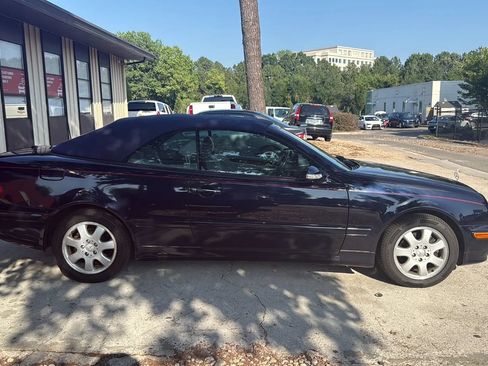Used 2001 Mercedes-Benz CLK 320 Cabriolet w/ K2 Opt Pkg image 4