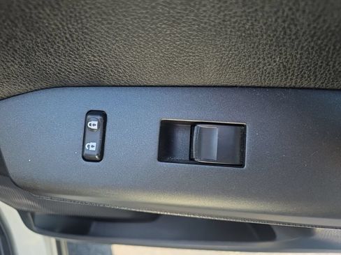 Used 2018 Toyota RAV4 LE w/ All Weather Liner Package FWD image 32