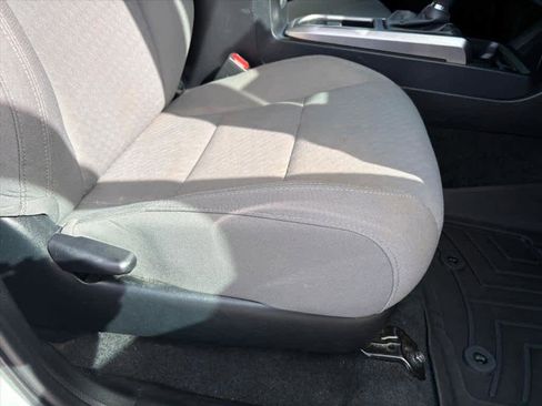 Used 2023 Toyota Tacoma SR5 w/ Technology Package image 7