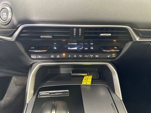 Used 2024 MAZDA CX-90 3.3 Turbo w/ Premium Package image 23