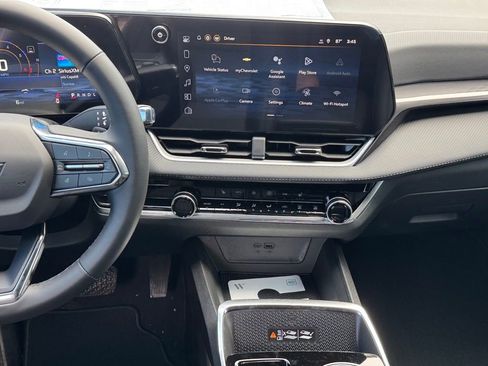 New 2026 Chevrolet Equinox LT w/ Convenience Package II FWD image 20