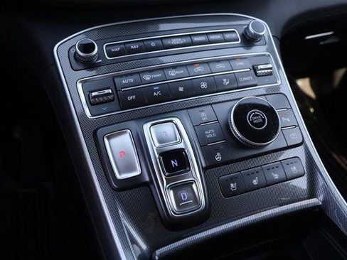 Used 2023 Hyundai Santa Fe Limited FWD image 19
