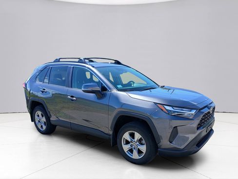 Used 2023 Toyota RAV4 XLE w/ Convenience Package AWD/4WD image 12