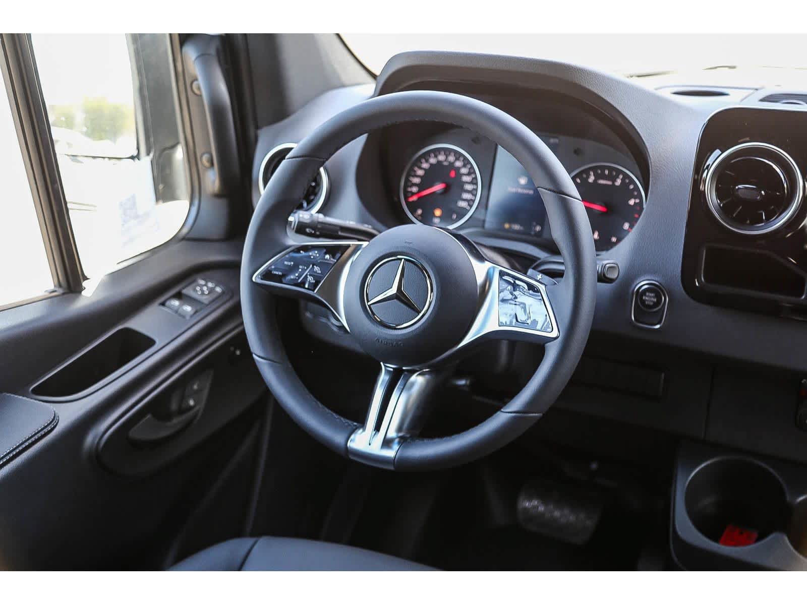 New 2026 Mercedes-Benz Sprinter 2500 image 14