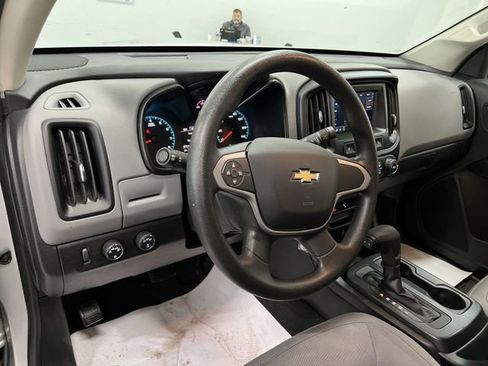 Used 2020 Chevrolet Colorado W/T w/ Custom Special Edition image 12