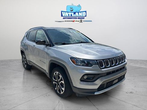 Used 2023 Jeep Compass Limited AWD/4WD image 22