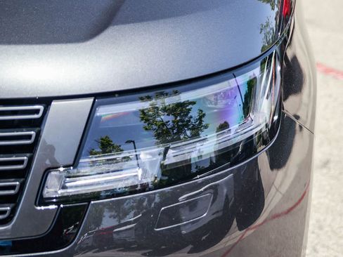 New 2026 Land Rover Range Rover SE AWD/4WD image 10