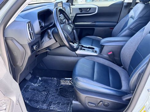 Certified 2023 Ford Bronco Sport Outer Banks w/ Tech Package AWD/4WD image 27