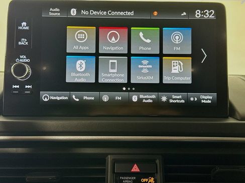 Used 2023 Honda Pilot Touring image 17