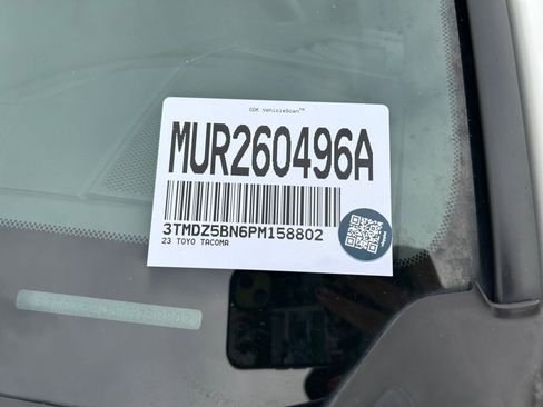 Certified 2023 Toyota Tacoma TRD Off-Road w/ TRD Premium Off Road Package image 32