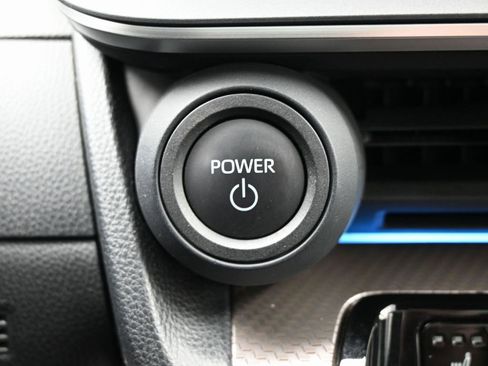 Used 2024 Toyota Prius XLE image 21