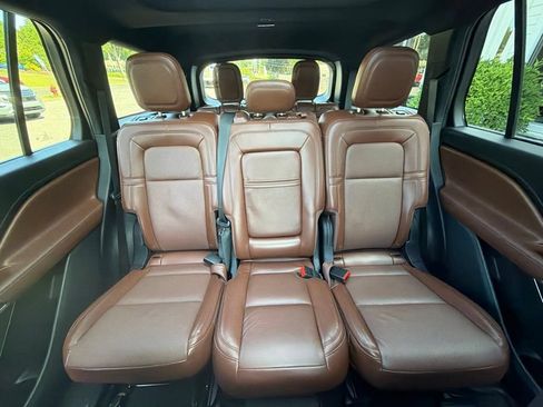 Used 2025 Lincoln Aviator Reserve AWD/4WD image 58