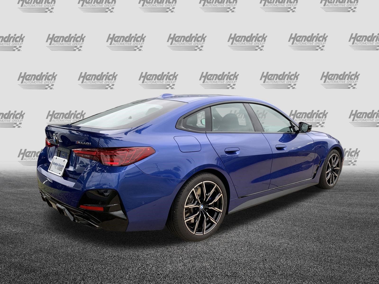 Used 2025 BMW M440i RWD image 10