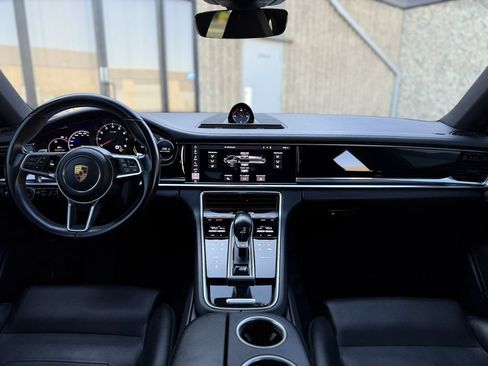 Used 2020 Porsche Panamera 4 AWD/4WD image 24