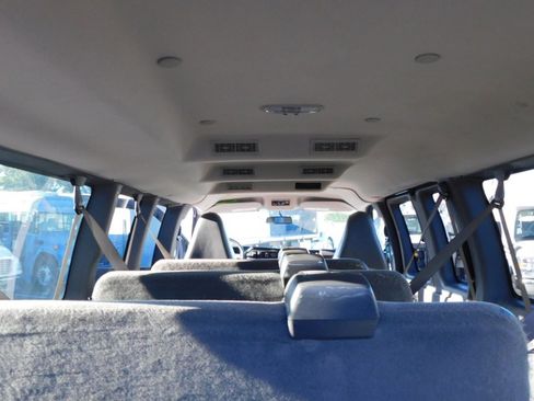 Used 2017 Chevrolet Express 3500 LT w/ LT Preferred Equipment Group image 35