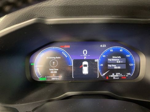 Used 2023 Toyota RAV4 Limited image 24