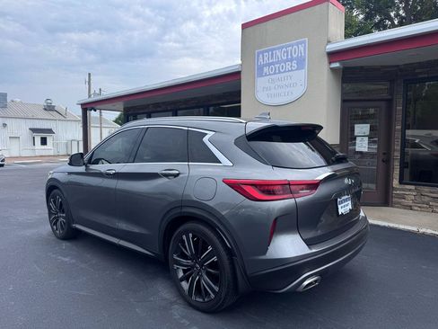 Used 2021 INFINITI QX50 Luxe w/ Appearance Package FWD image 3