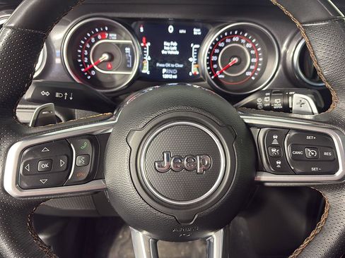 Used 2022 Jeep Wrangler Unlimited Rubicon w/ Trailer Tow Package image 44