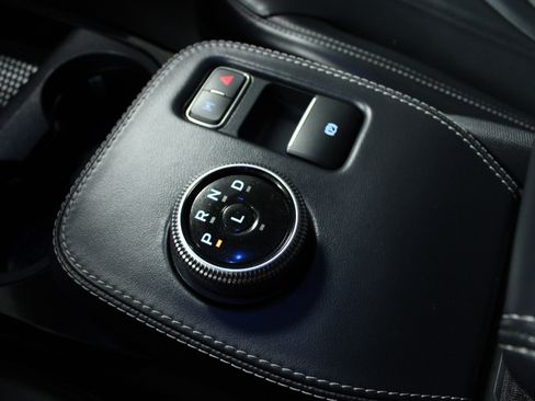 Used 2021 Ford Mustang Mach-E Select image 23