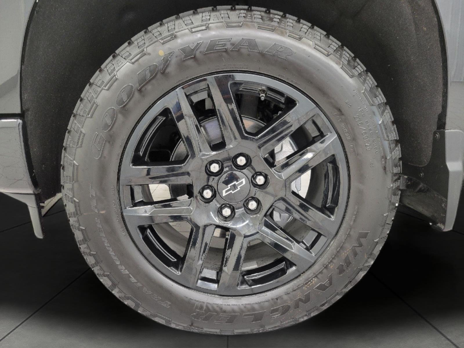 Used 2026 Chevrolet Silverado 1500 RST AWD/4WD image 33