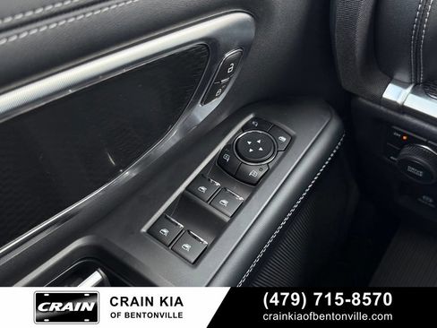 Used 2026 Ford Expedition Platinum w/ Stealth Performance Package AWD/4WD image 10