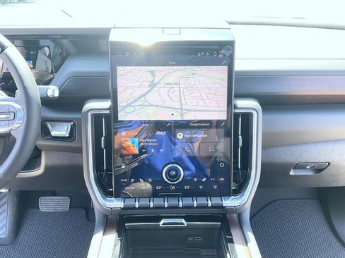 New 2026 GMC Yukon Denali w/ Denali Reserve Package AWD/4WD image 13
