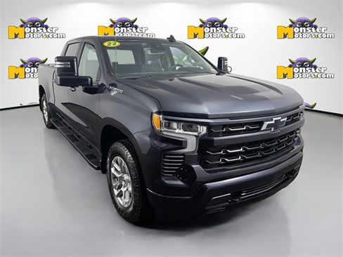 Used 2022 Chevrolet Silverado 1500 RST image 3