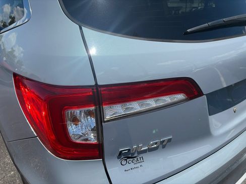 Used 2022 Honda Pilot Elite image 16