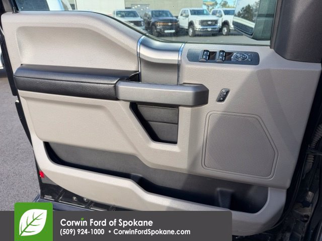 Used 2016 Ford F150 XLT w/ Equipment Group 302A Luxury AWD/4WD image 20