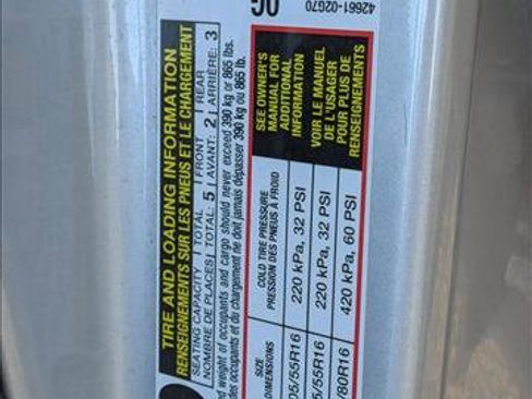 Used 2018 Toyota Corolla LE image 13