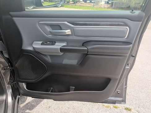 Used 2023 RAM 1500 Big Horn AWD/4WD image 32