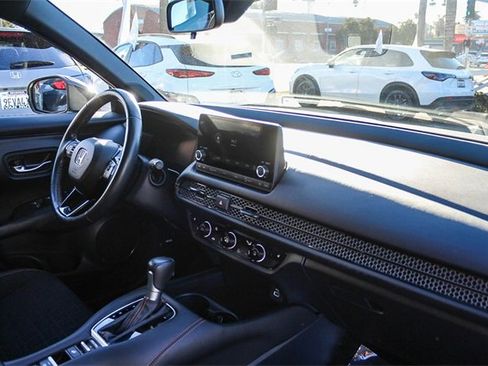 Used 2023 Honda HR-V Sport image 23
