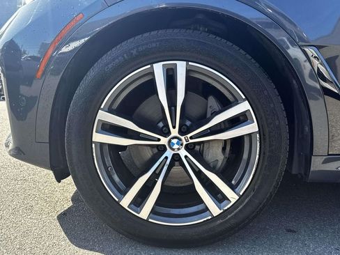 Used 2019 BMW X7 xDrive40i w/ Premium Package AWD/4WD image 9
