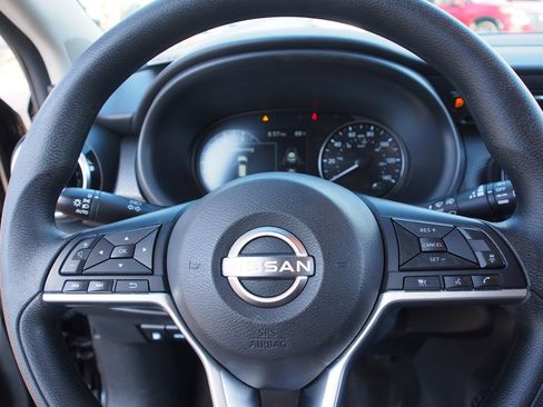 Used 2023 Nissan Kicks SV image 20