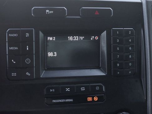 Used 2021 Ford F250 XL w/ Power Equipment Group image 34