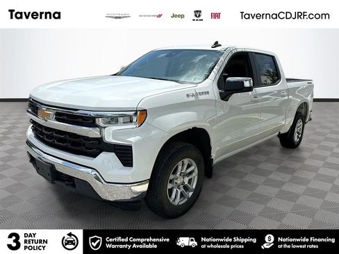 Used 2022 Chevrolet Silverado 1500 LT AWD/4WD image 1