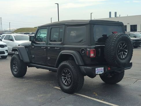 Used 2025 Jeep Wrangler Unlimited Sport AWD/4WD image 5