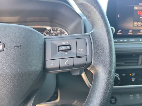 Certified 2025 Nissan Rogue S FWD image 21