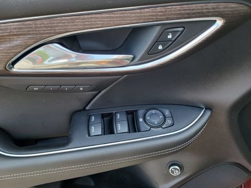 Used 2023 Buick Envision Avenir AWD/4WD image 16