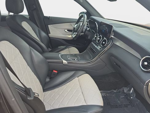 Used 2020 Mercedes-Benz GLC 43 AMG 4MATIC image 10