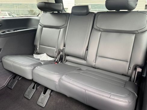 New 2026 Ford Expedition Active image 13