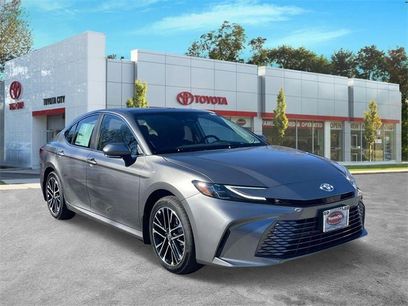 New 2026 Toyota Camry XLE w/ Premium Package