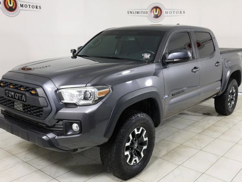 Used 2019 Toyota Tacoma TRD Off-Road image 5