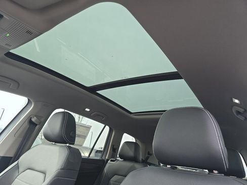 New 2026 Volkswagen Atlas SEL image 3