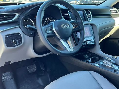 Used 2025 INFINITI QX50 Luxe AWD/4WD image 18
