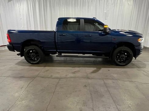 Used 2024 RAM 2500 Laramie w/ Night Edition AWD/4WD image 2