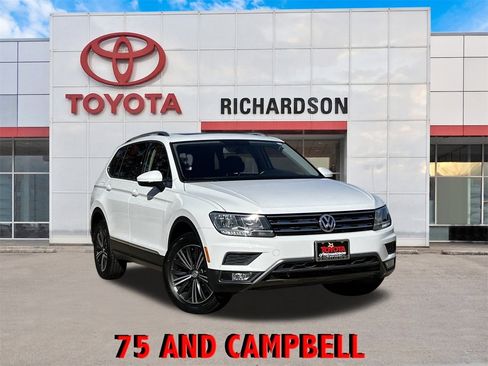 Used 2018 Volkswagen Tiguan SEL image 1