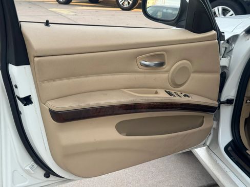 Used 2011 BMW 328i Sedan RWD image 10
