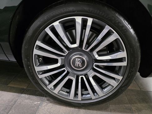 Used 2024 Rolls-Royce Ghost w/ Ghost Package image 19
