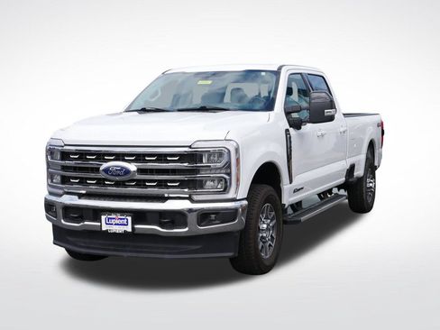 Used 2024 Ford F350 Lariat AWD/4WD image 9